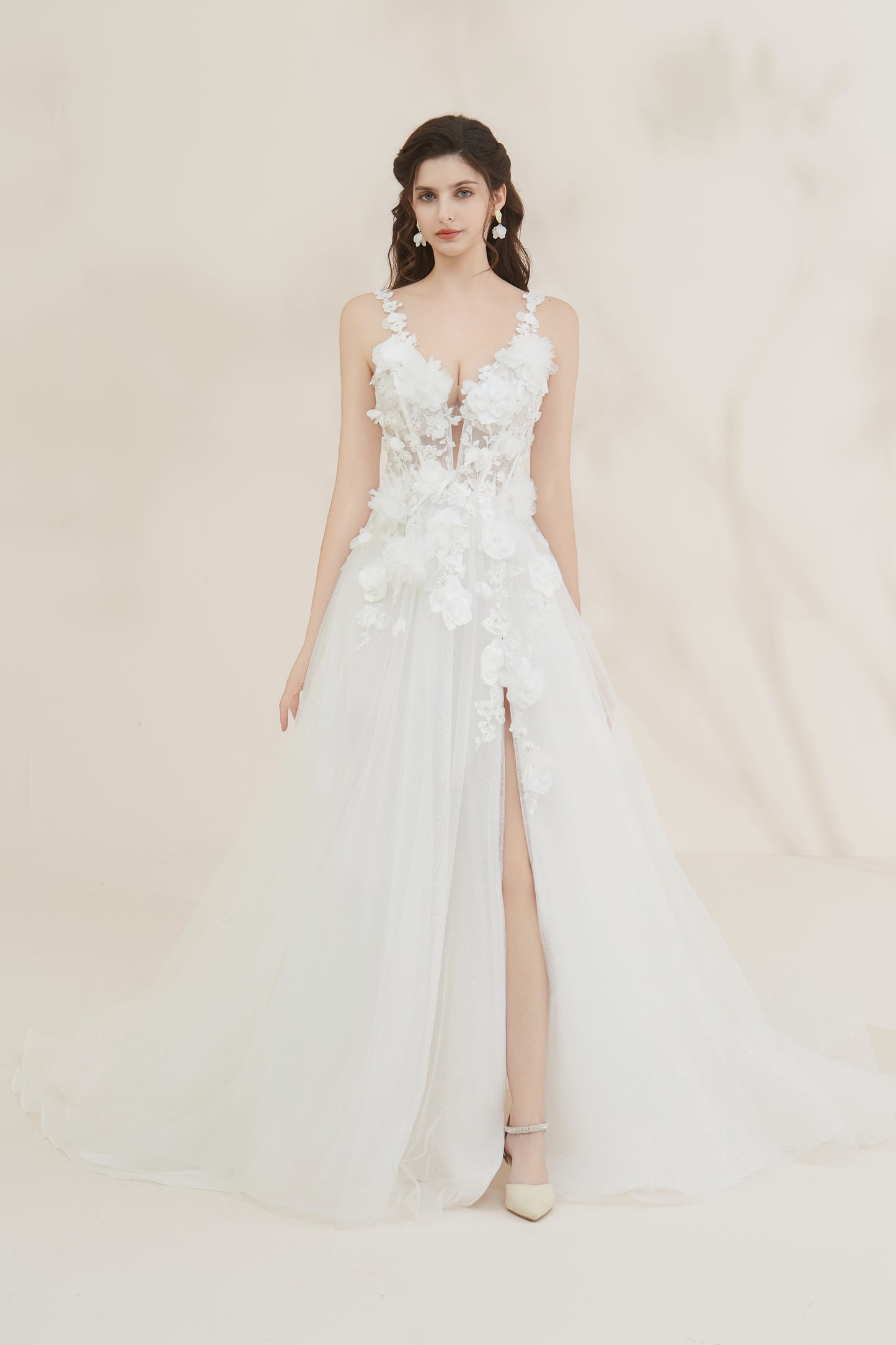 sweet wedding dress, custom my own wedding dress, high end wedding dress australia, australian wedding dress, highspilt wedding dress, dance the night away wedding dress
