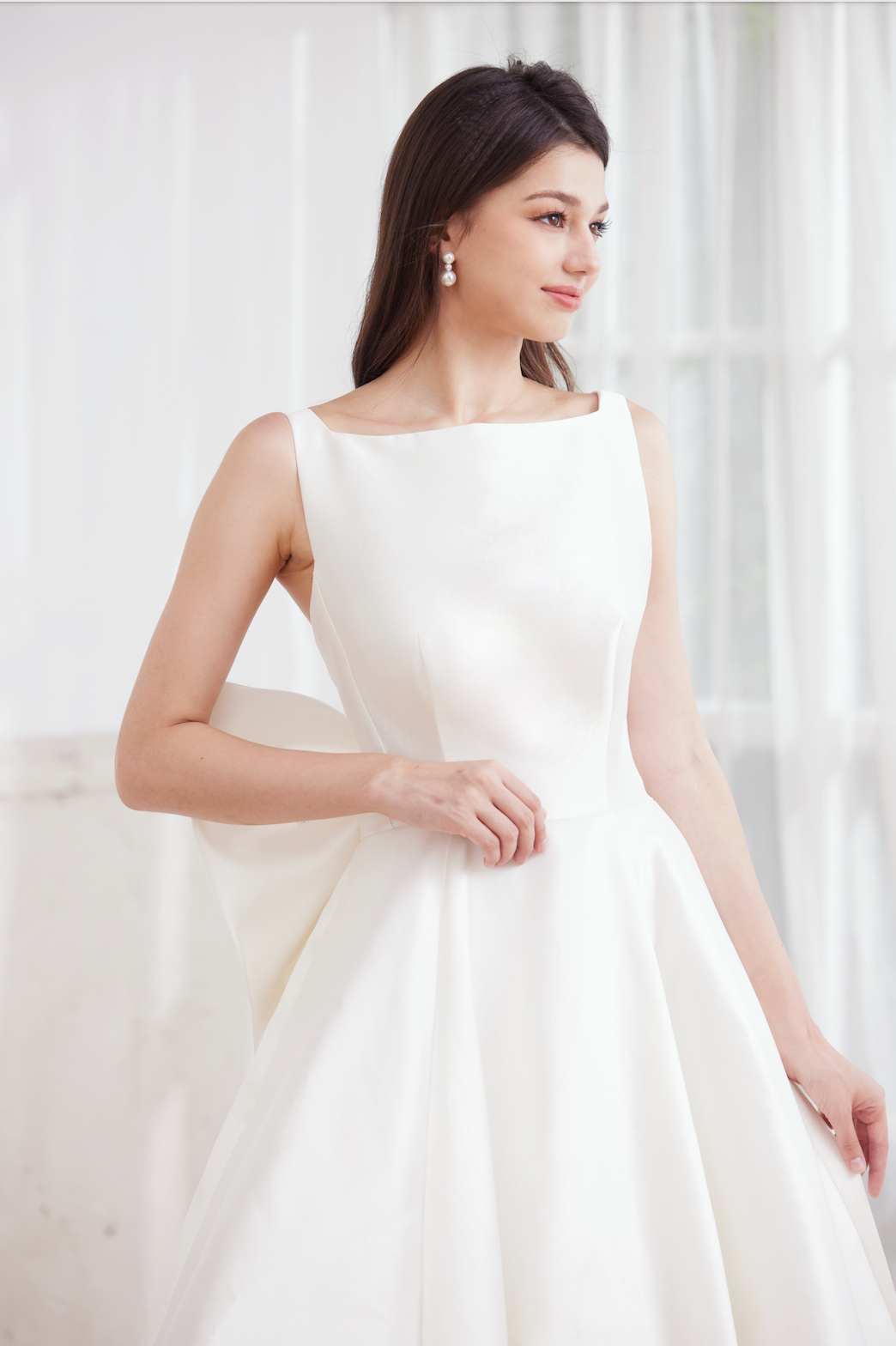 high square neckline wedding gown