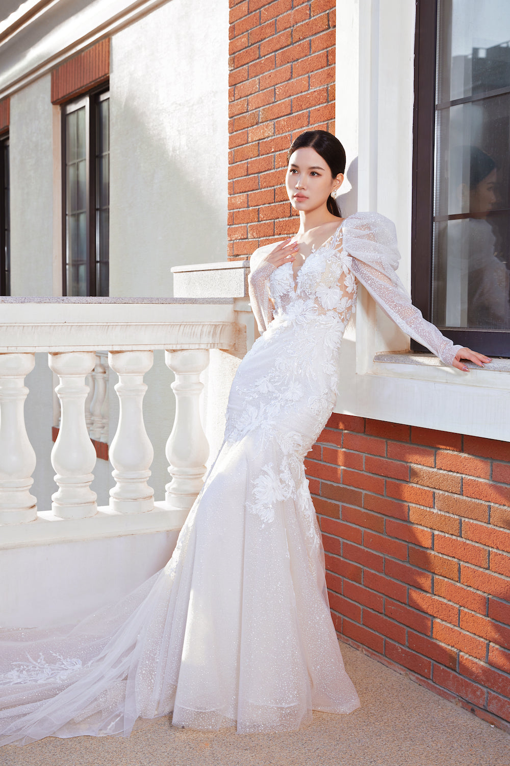 mermaid wedding dress with long sleeves