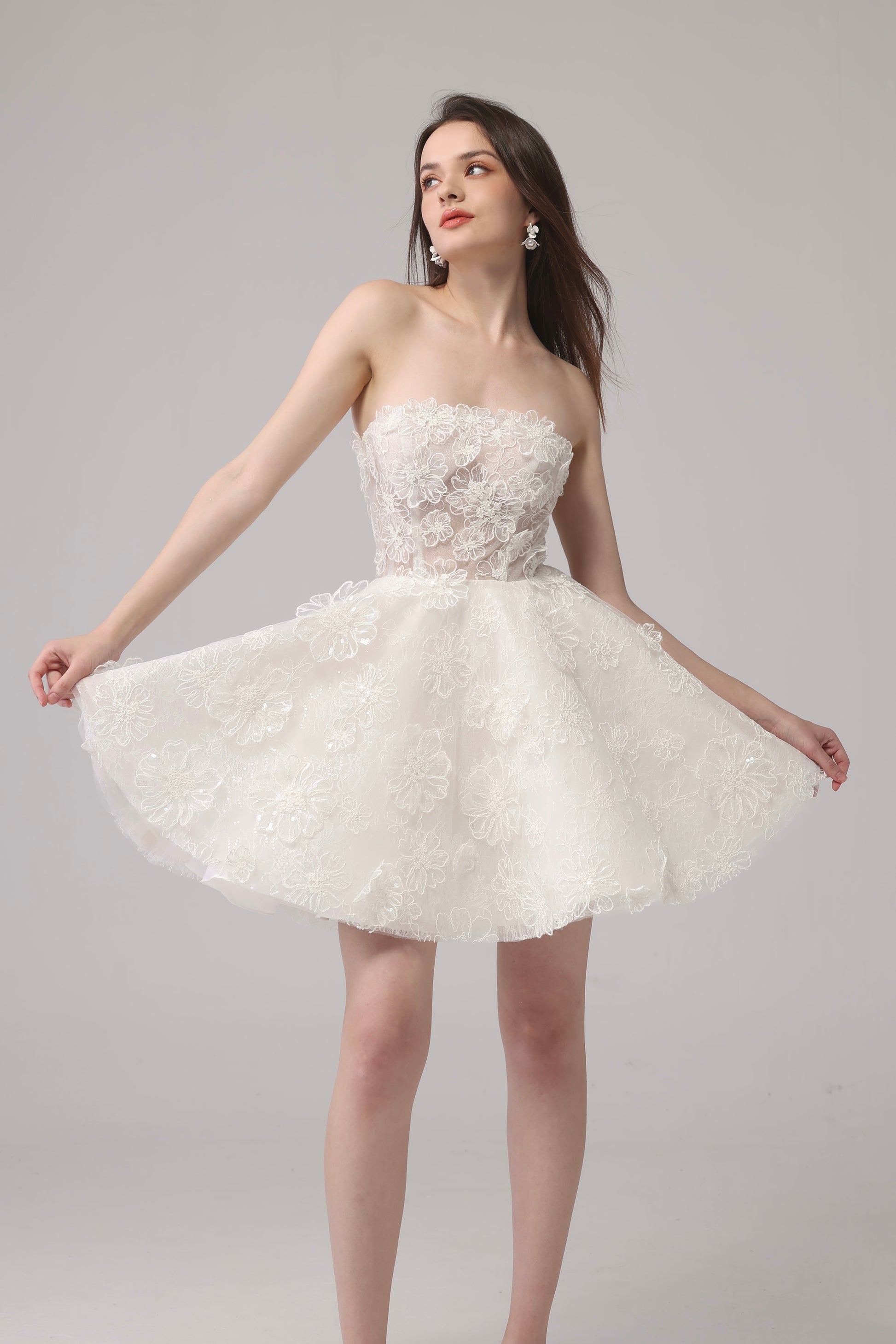 Amelia Mini Wedding Dress – La Bridal Maison