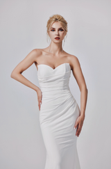 sleek sophisticated wedding dress 