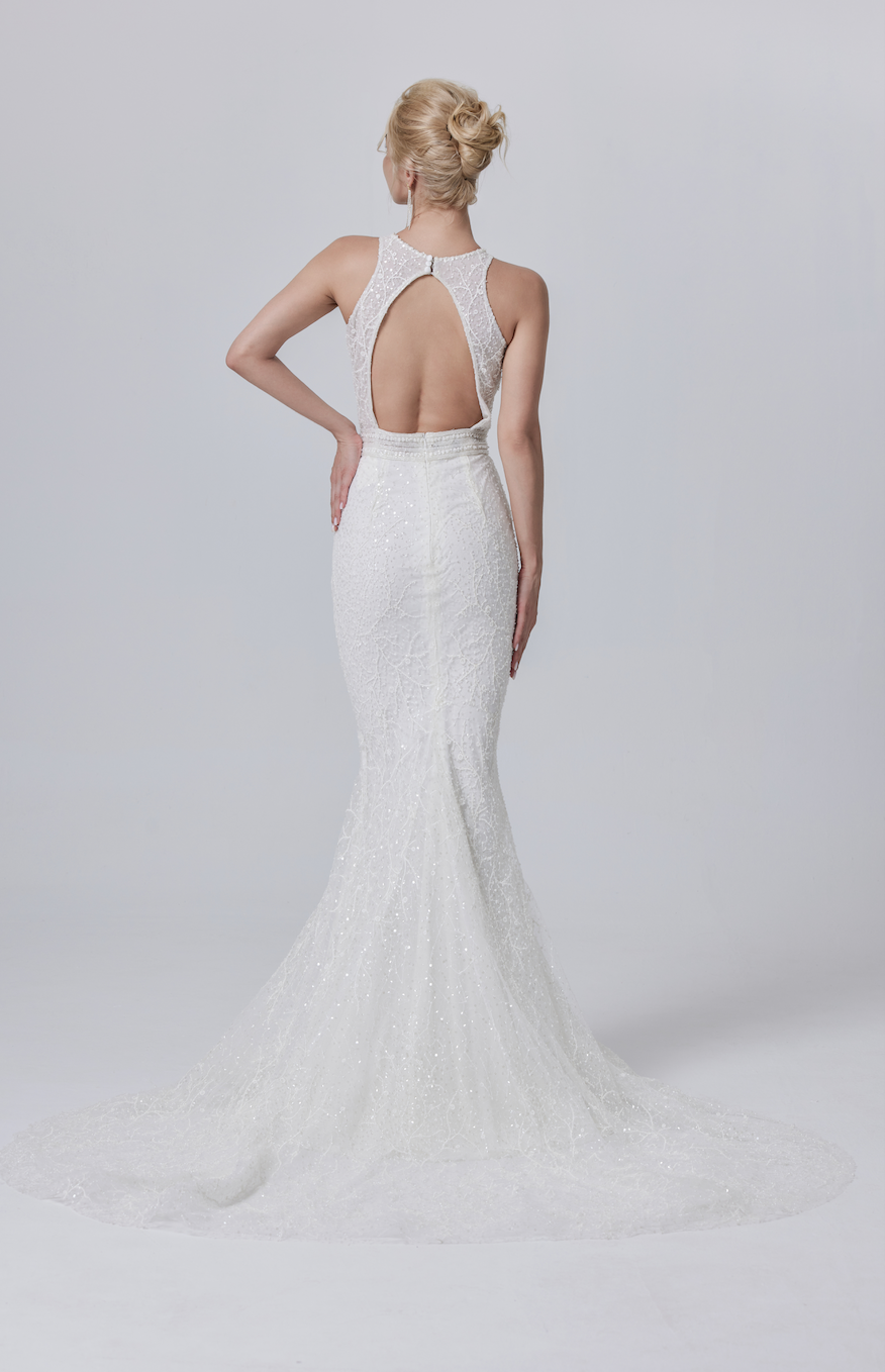 backless wedding dress in lace