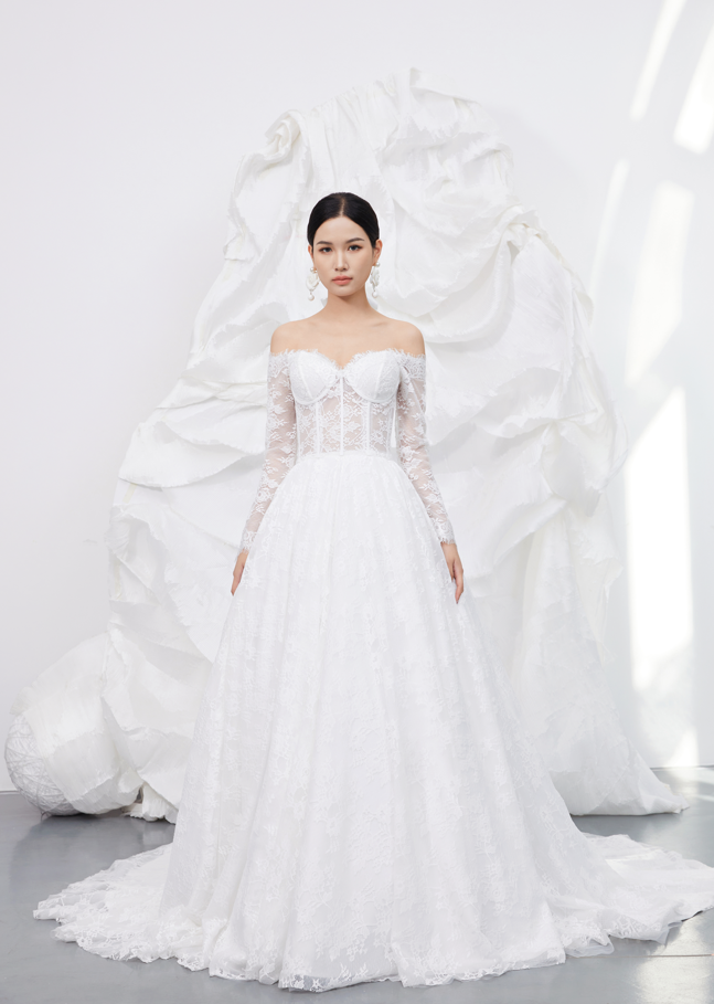 sweet hearted wedding dress, lace wedding dress in brisbane