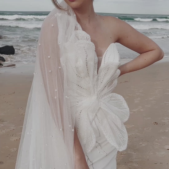 wedding dress for beach